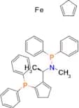 (1R)-1-(Diphenylphosphino)-2-[(1R)-1-[(diphenylphosphino)methylamino]ethyl]ferrocene